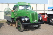 Morris MRA reg HSK 124 at Donington 09 - IMG 6114small