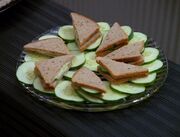 Gurkensandwich