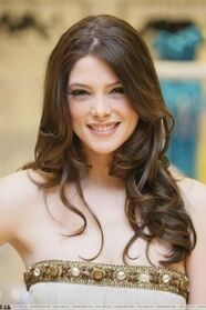 Ashley Greene 3