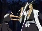 190px-Kenpachi blocking maki's attack