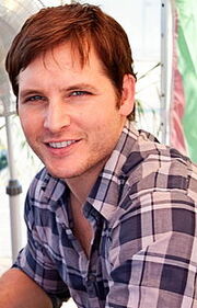 200px-Peter Facinelli cropped