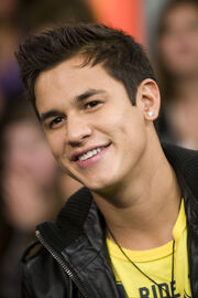 Bronson-pelletier-01