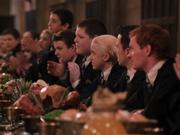 Draco en la mesa de slytherin