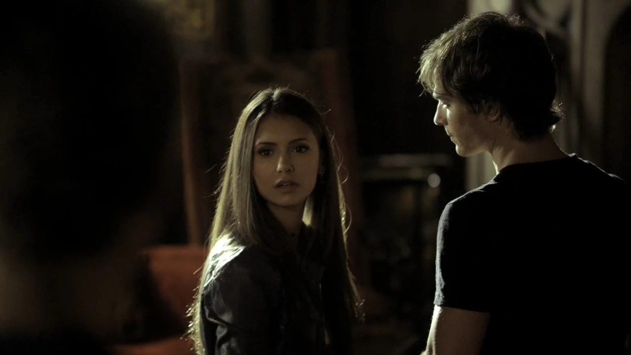 In Welcher Staffel Kommen Elena Und Damon Zusammen