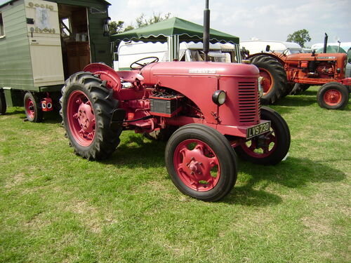 David Brown - Tractor & Construction Plant Wiki - The classic vehicle ...