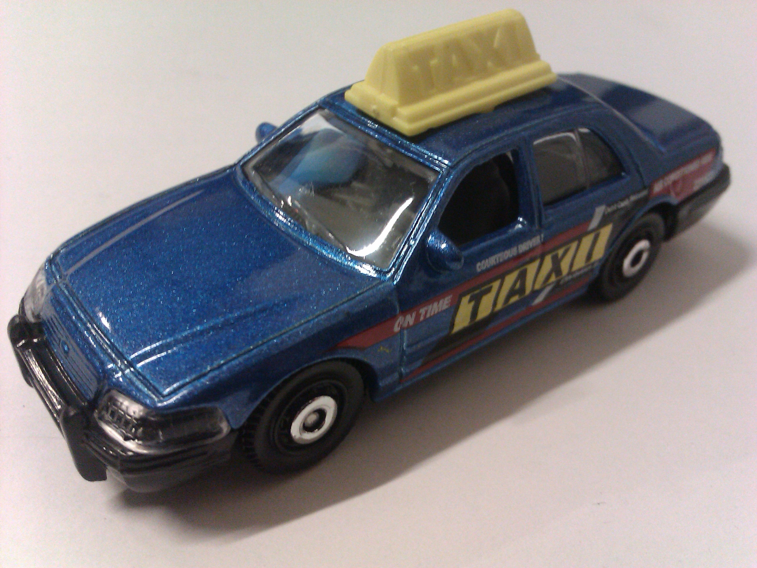 Matchbox 2006 ford crown victoria taxi #2